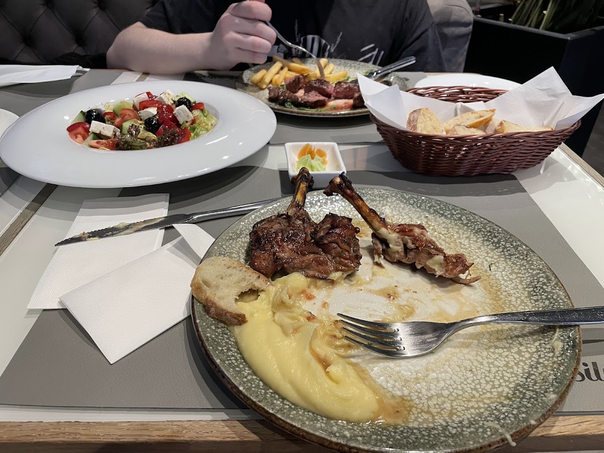 Le Grill — Restaurant